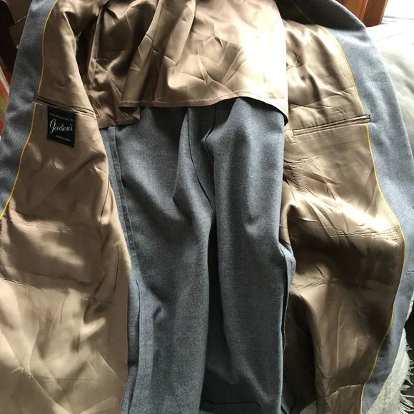 Vintage Gray Wool Blazer - Picture 3 of 7